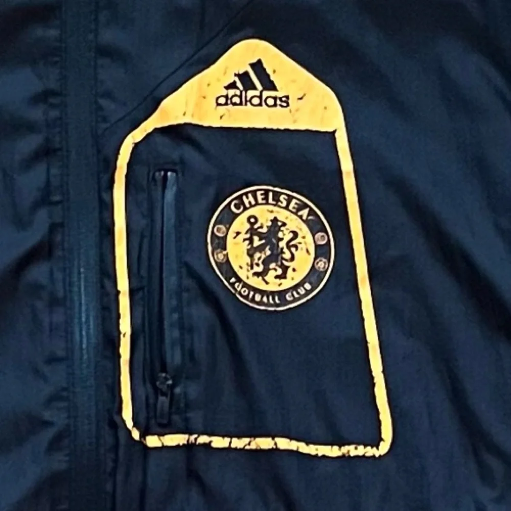 Adidas Mens Chelsea Football Windbreaker Distressed Logo Black Lightweight Sz L